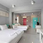 Oyo 292 The Oddy Hip Hotel