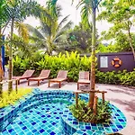 Oyo 422 Jane Homestay And Resort