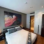 Award Winning Emerald Terrace 1 Bed 4Th Floor Pool View By Psr
