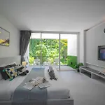 Kamala Natural Modern Apartmenthigh Speed Wifibig Living Room