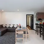 Stylish Stay, Quiet Vibe - Regent B411, Near Bangtao