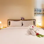 Tongtong Garden Holiday Hotel