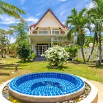 Tongtong Garden Holiday Hotel