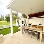 Coastal Villa On Fairway