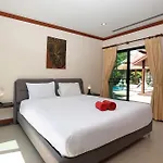 Tropical Living At 3Br Pool Villa Bianca, Baan Bua Luxury Estate, Nai Harn Beach