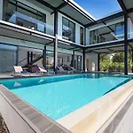 Loft-Style Hyper Modern 4Br Villa Sunset Garden 6 With 12X5M Salt Pool