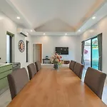 V189 Stylish 3Br Hideaway Pool & Beach Vibes