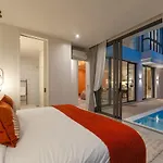 V185 New Modern Villa With Private Pool