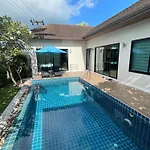 Thaiya Pool Villa
