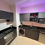 Karon Hill 1 Bedroom City & Ocean, City And Mountain View