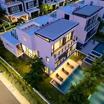 Modern Minimalist 6 Bedroom Light Luxury Villa Private Pool Golf Course Laguna Park