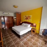 Sugar And Spice Inn