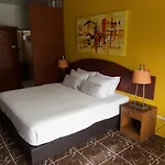 Sugar And Spice Inn