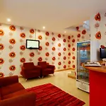 B-Bossa Patong Hotel