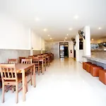 Chill Patong Hotel