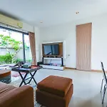 Honeymooner Pool Villa@Seastone