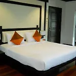 Baan Karon View