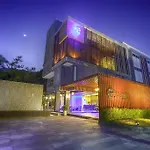Escape Villa