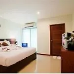 Diamond Beach Suite Hotel