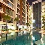 Art Patong Residence