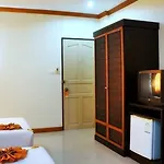 Komaree Hotel
