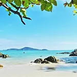Ka Villa Rawai : Peaceful 4 Bedrooms