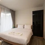 The Deck Condo Patong By Vip