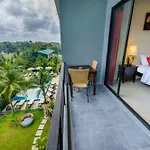 Baan Phuchalong Place