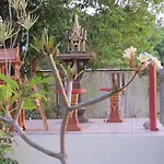Villa Miracle