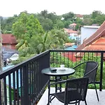The Umbrella House - Sha Extra Plus