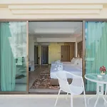 Destinaation Patong Boutique Hotel By The Sea