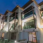 Destinaation Patong Boutique Hotel By The Sea