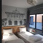 BED Hostel Phuket