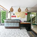Oyo 118 Beach Walk Stay