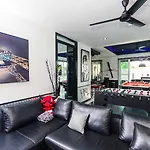 Greg\'S Club Residence Rawai