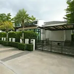 3 Bedroom Private Pool Villa By Ppf