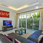 Oazza Villa
