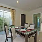 Oazza Villa