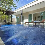Oazza Villa