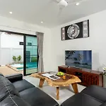 Thai-Themed 3Br Boutique Villa By Intira