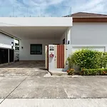 Modern 3Br Boutique Pool Villa By Intira Villas