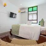 Sound Gallery House - Sha Plus