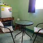 Rung Tawan Hostel