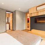 Condo In Nai Harn In Relife 15-122-211