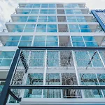 Condo In Kata In Ozone A606