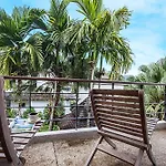 Nirano Villa 22 2 Beds