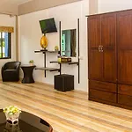 Allstar Guesthouse