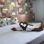 The Chilli Patong Beach Hotel