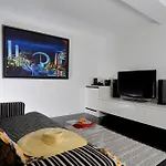 B-Lay Tong Beach Resort
