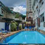 Rattana Beach Hotel By Shanaya
